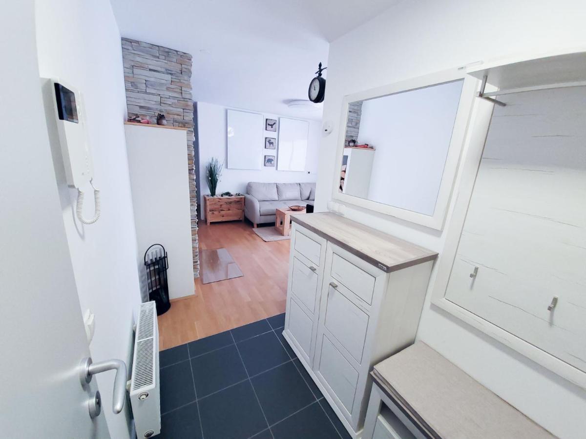 Apartment Apartma M&j *